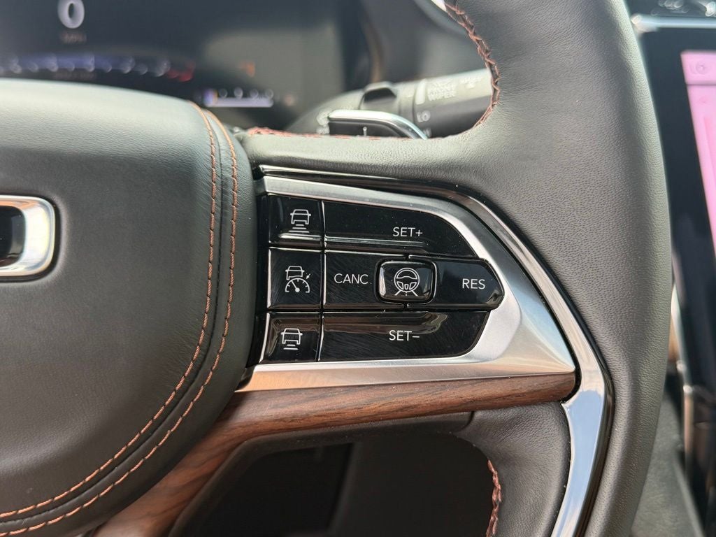 2025 Jeep Grand Cherokee L Summit 4x4