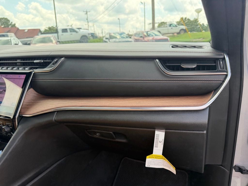 2025 Jeep Grand Cherokee L Summit 4x4