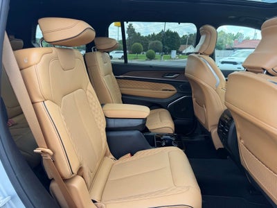 2025 Jeep Grand Cherokee L Summit 4x4