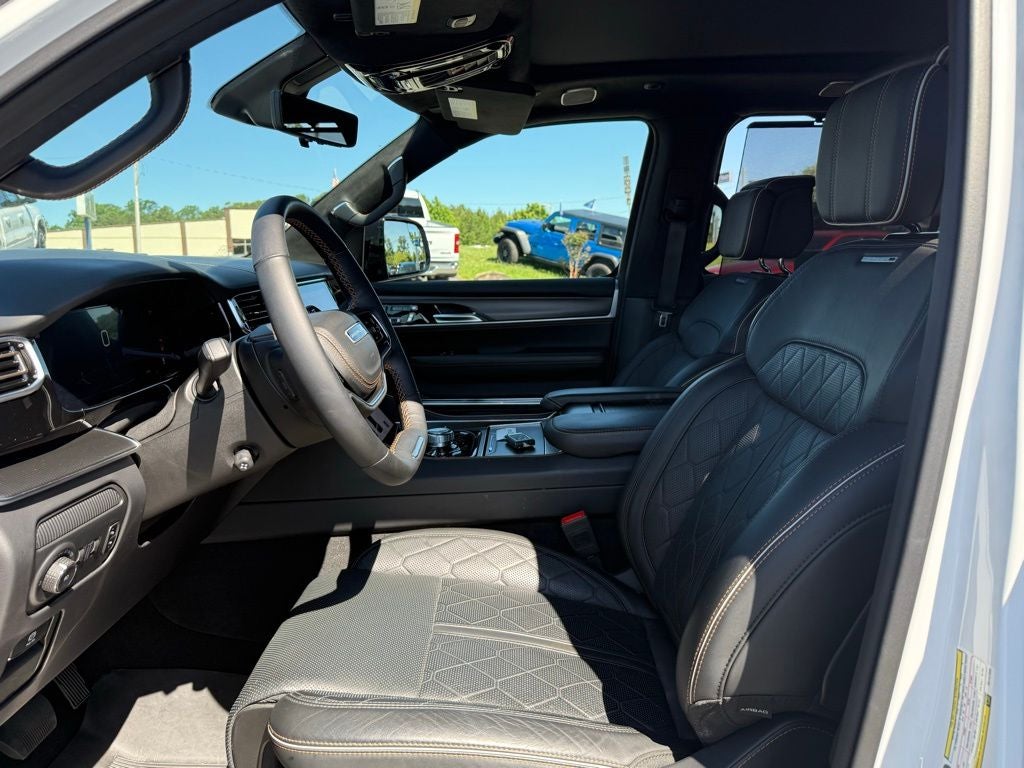 2024 Jeep Grand Wagoneer L Series III Obsidian 4x4