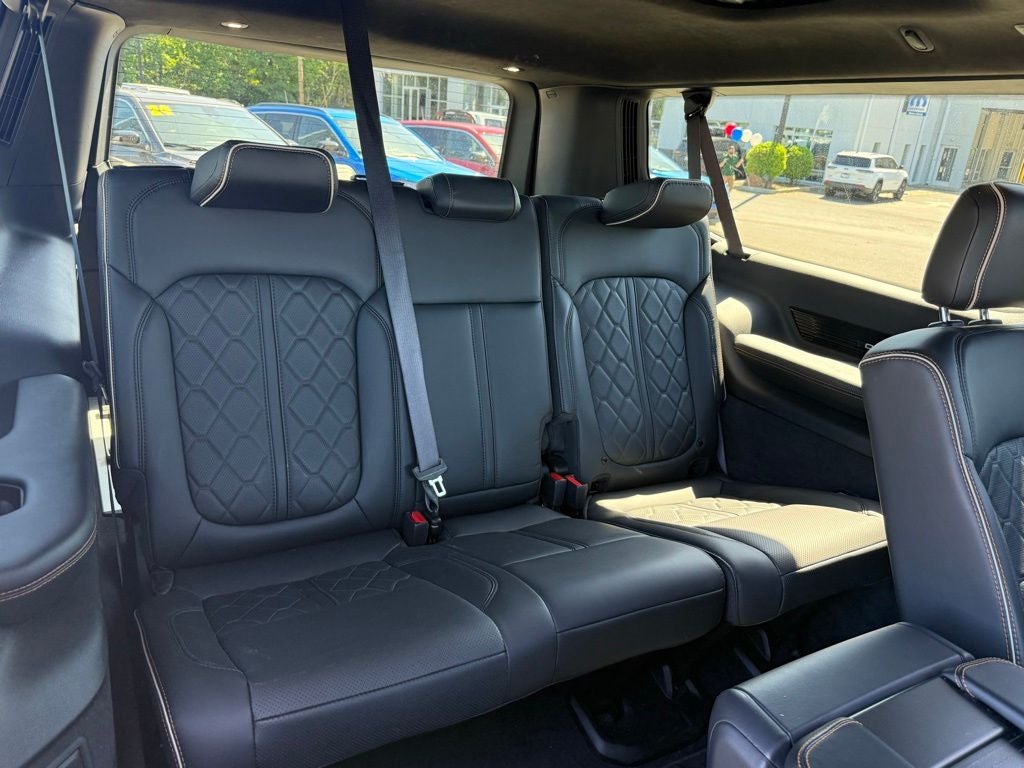 2024 Jeep Grand Wagoneer L Series III Obsidian 4x4