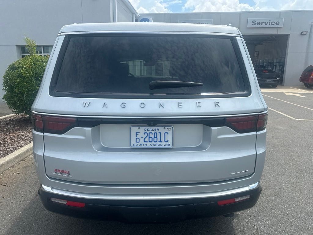 2022 Jeep Wagoneer Series III 4x4