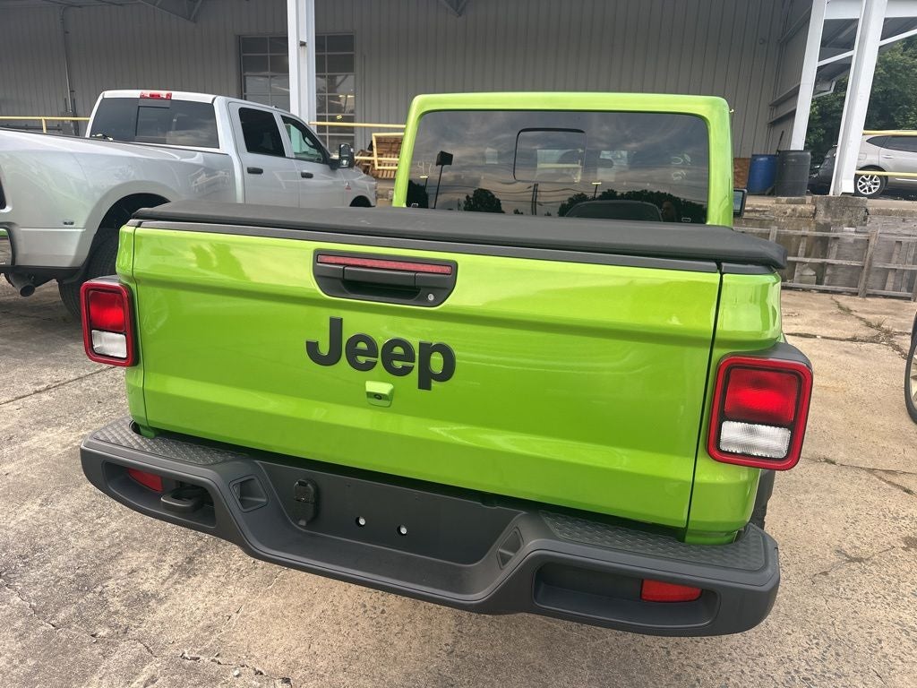 2025 Jeep Gladiator Nighthawk
