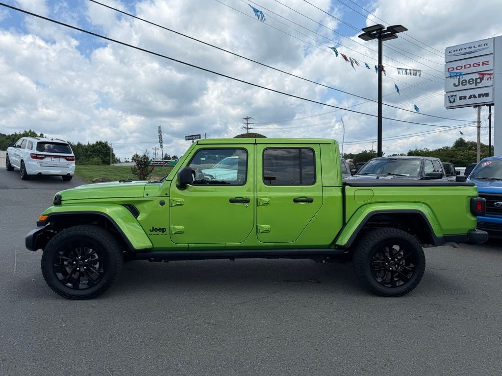2025 Jeep Gladiator Nighthawk