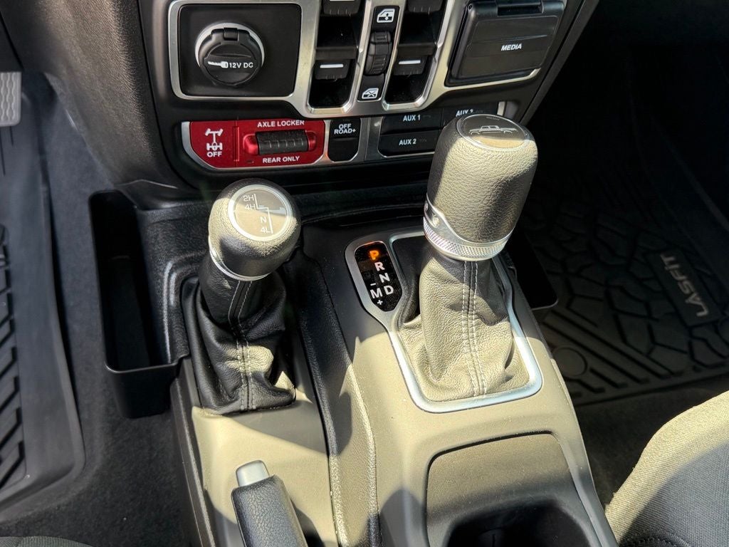 2025 Jeep Gladiator Mojave 4x4