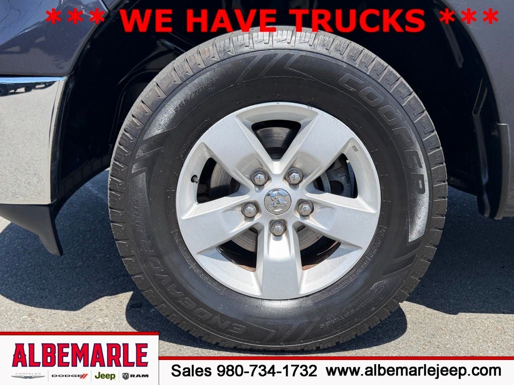 2021 RAM 1500 Classic SLT Crew Cab 4x4 5'7' Box