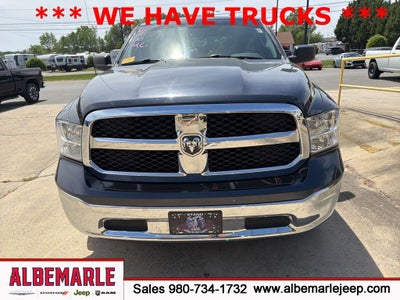 2021 RAM 1500 Classic SLT Crew Cab 4x4 5'7' Box