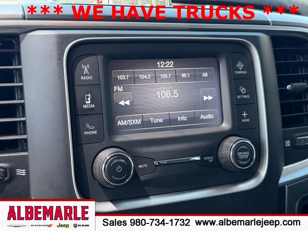 2021 RAM 1500 Classic SLT Crew Cab 4x4 5'7' Box