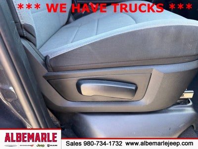 2021 RAM 1500 Classic SLT Crew Cab 4x4 5'7' Box