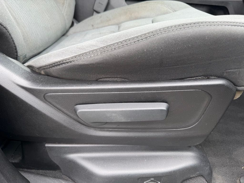2019 RAM 1500 Big Horn/Lone Star Quad Cab 4x2 6'4' Box