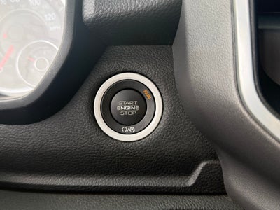 2022 RAM 1500 Big Horn Crew Cab 4x2 5'7' Box