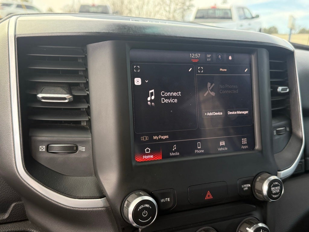 2022 RAM 1500 Big Horn Crew Cab 4x2 5'7' Box