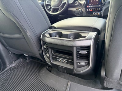 2024 RAM 1500 Big Horn Crew Cab 4x2 5'7' Box