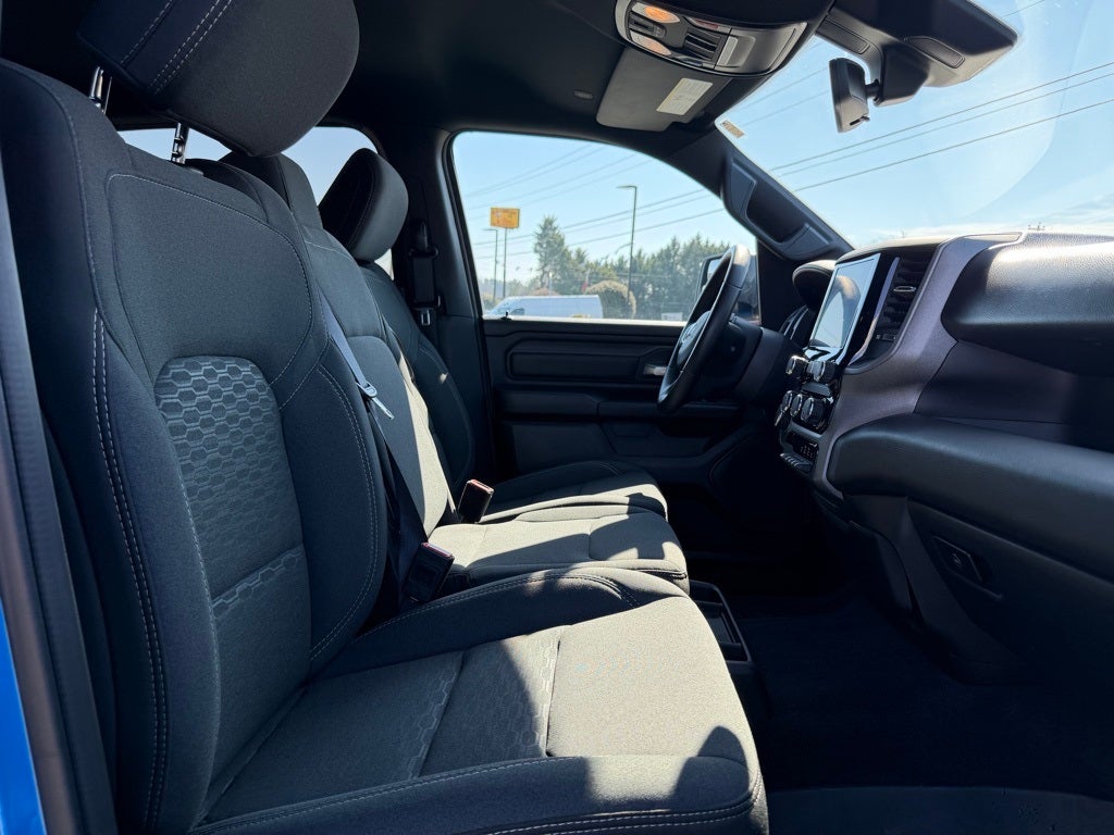 2025 RAM 1500 Tradesman Crew Cab 4x4 5'7' Box