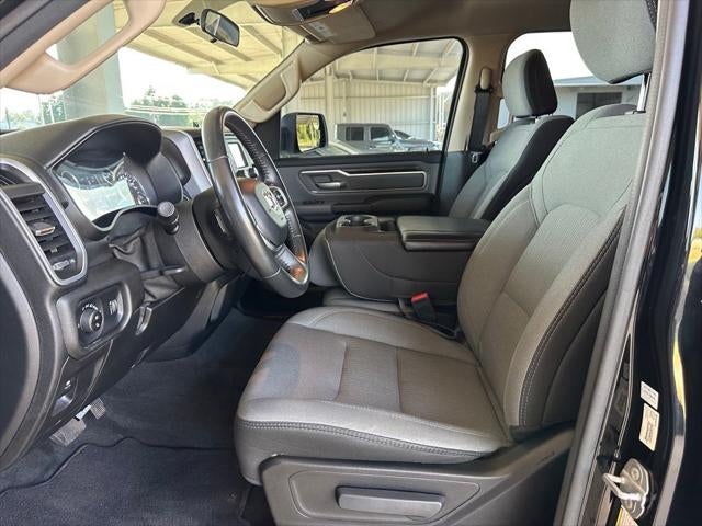 2020 RAM 1500 Big Horn Crew Cab 4x4 5'7' Box