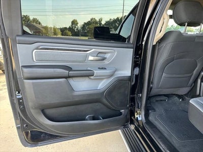 2020 RAM 1500 Big Horn Crew Cab 4x4 5'7' Box