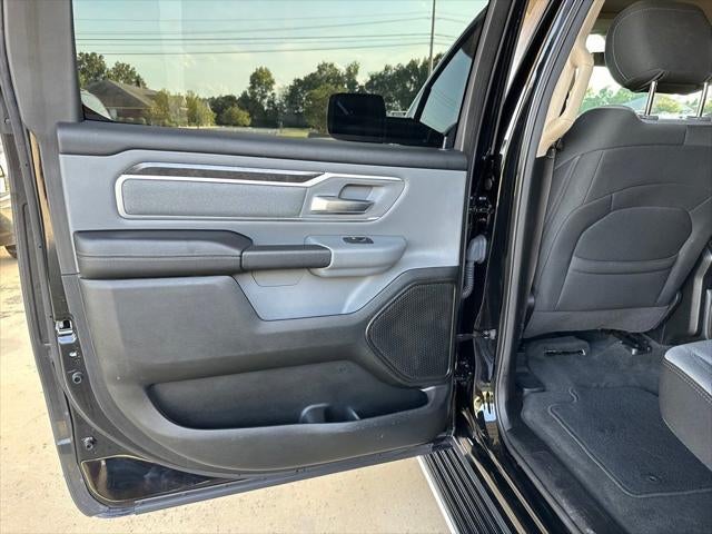 2020 RAM 1500 Big Horn Crew Cab 4x4 5'7' Box