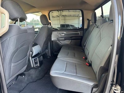 2020 RAM 1500 Big Horn Crew Cab 4x4 5'7' Box