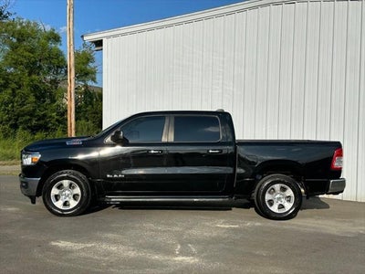 2020 RAM 1500 Big Horn Crew Cab 4x4 5'7' Box
