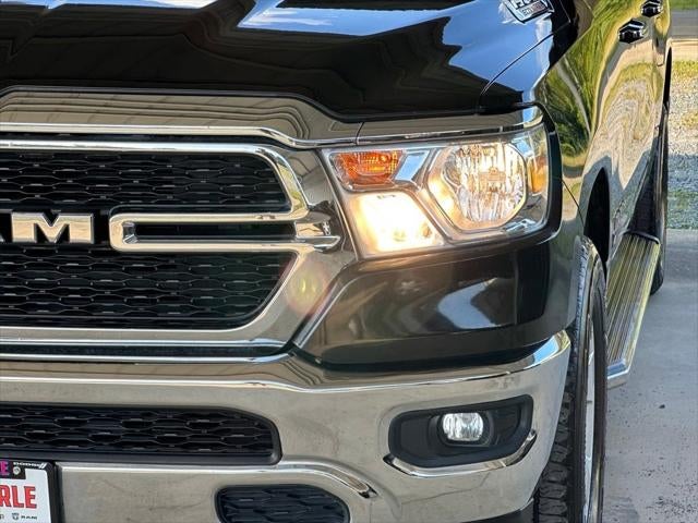 2020 RAM 1500 Big Horn Crew Cab 4x4 5'7' Box