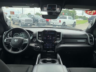 2025 RAM 1500 Big Horn Crew Cab 4x4 5'7' Box