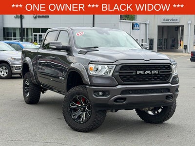 2022 RAM 1500 Big Horn Crew Cab 4x4 5'7' Box
