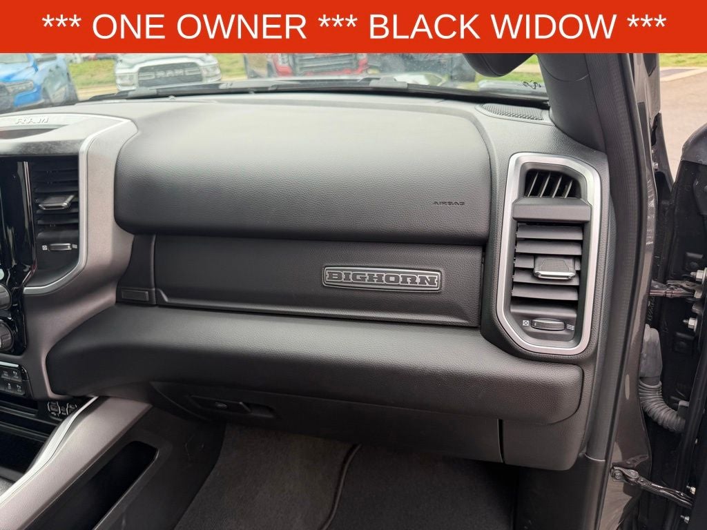 2022 RAM 1500 Big Horn Crew Cab 4x4 5'7' Box