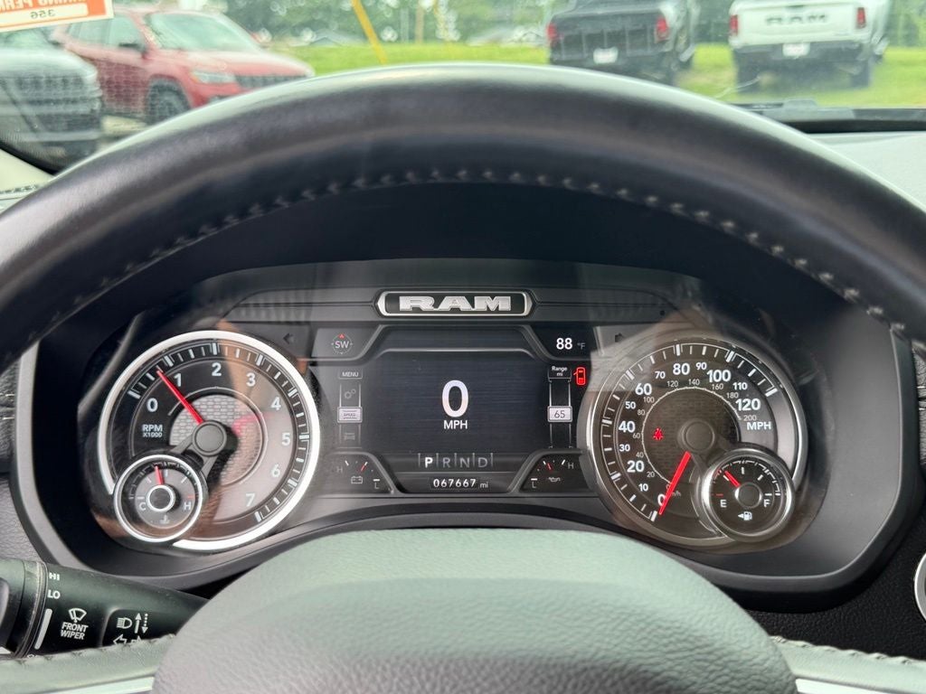 2022 RAM 1500 Laramie Crew Cab 4x4 5'7' Box
