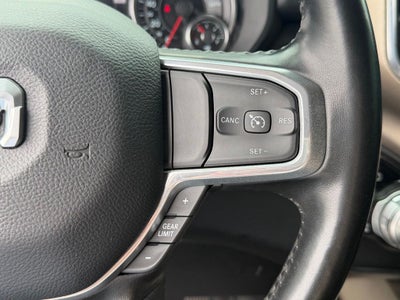 2022 RAM 1500 Laramie Crew Cab 4x4 5'7' Box