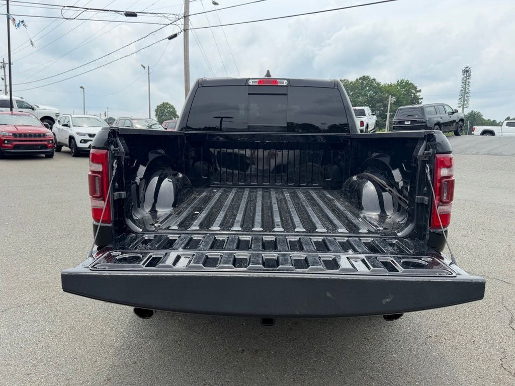 2022 RAM 1500 Laramie Crew Cab 4x4 5'7' Box