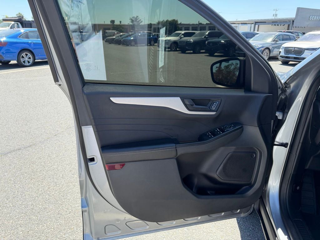 2022 Ford Escape S