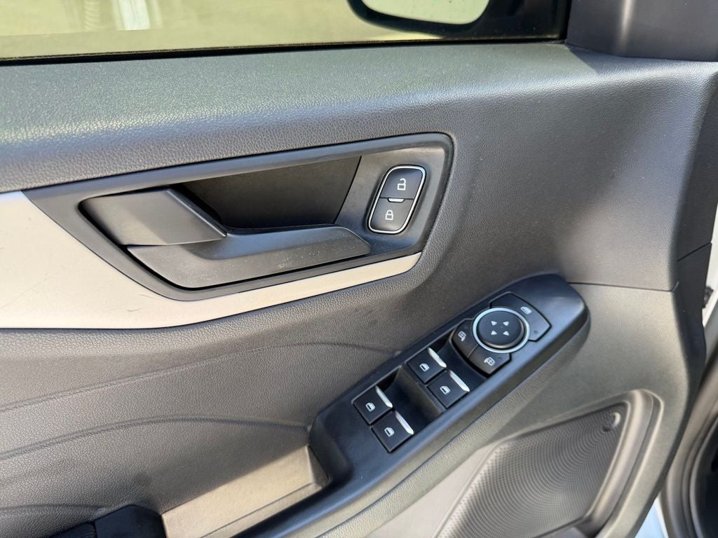2022 Ford Escape S