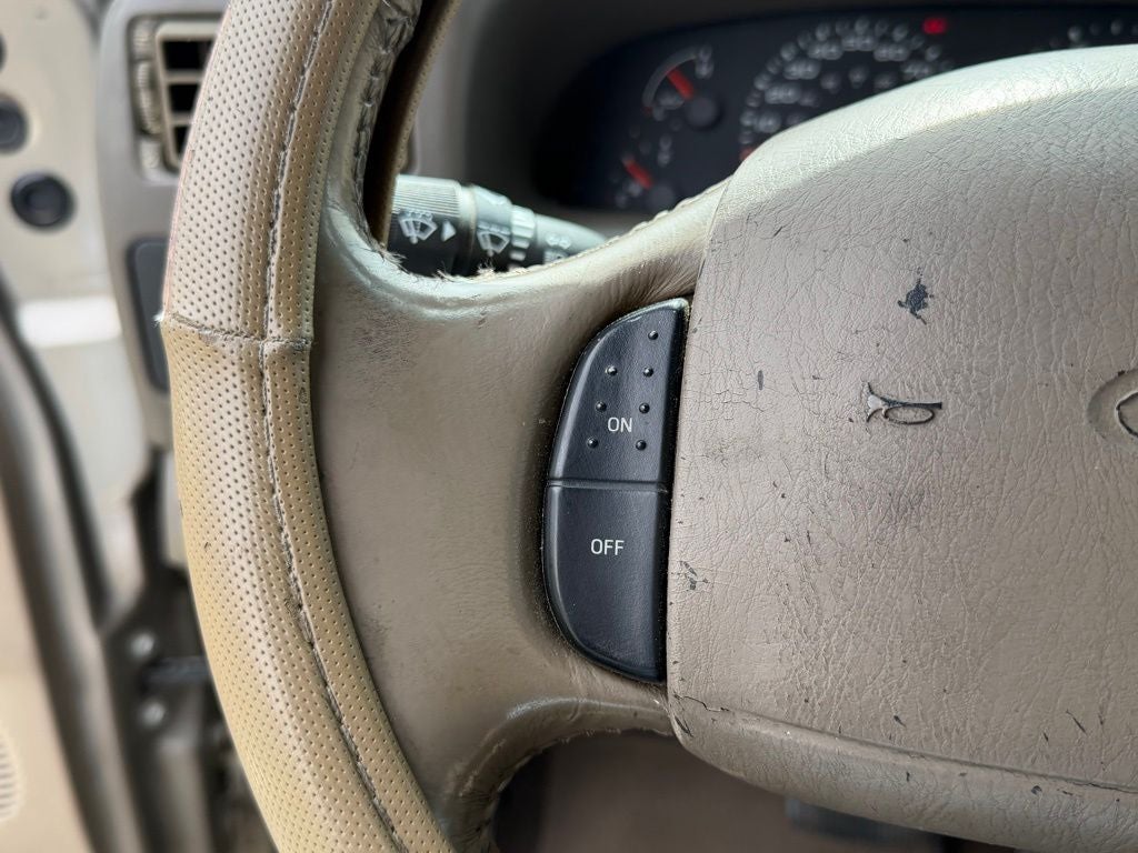 2002 Ford F-250 Base