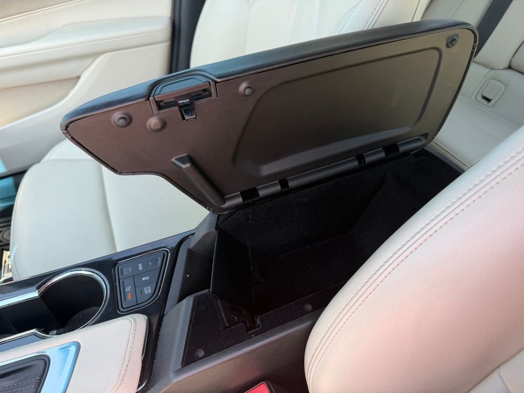 2024 Cadillac CT4 Luxury