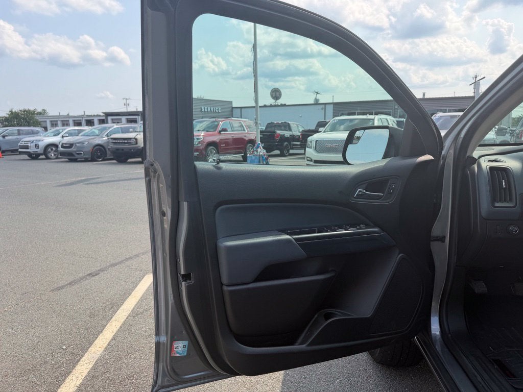 2022 Chevrolet Colorado 4WD Crew Cab Short Box Z71