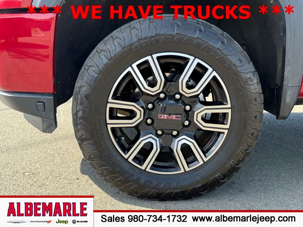 2022 GMC Sierra 2500HD 4WD Crew Cab Standard Bed AT4
