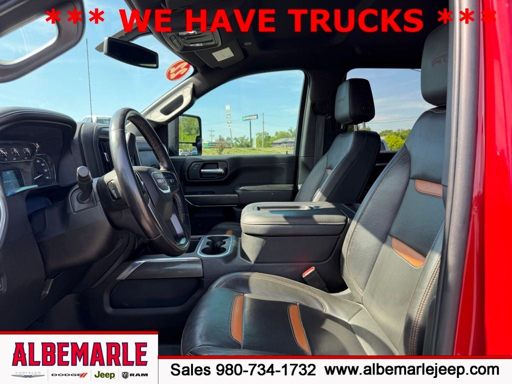 2022 GMC Sierra 2500HD 4WD Crew Cab Standard Bed AT4