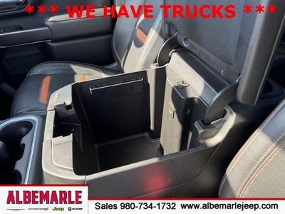 2022 GMC Sierra 2500HD 4WD Crew Cab Standard Bed AT4