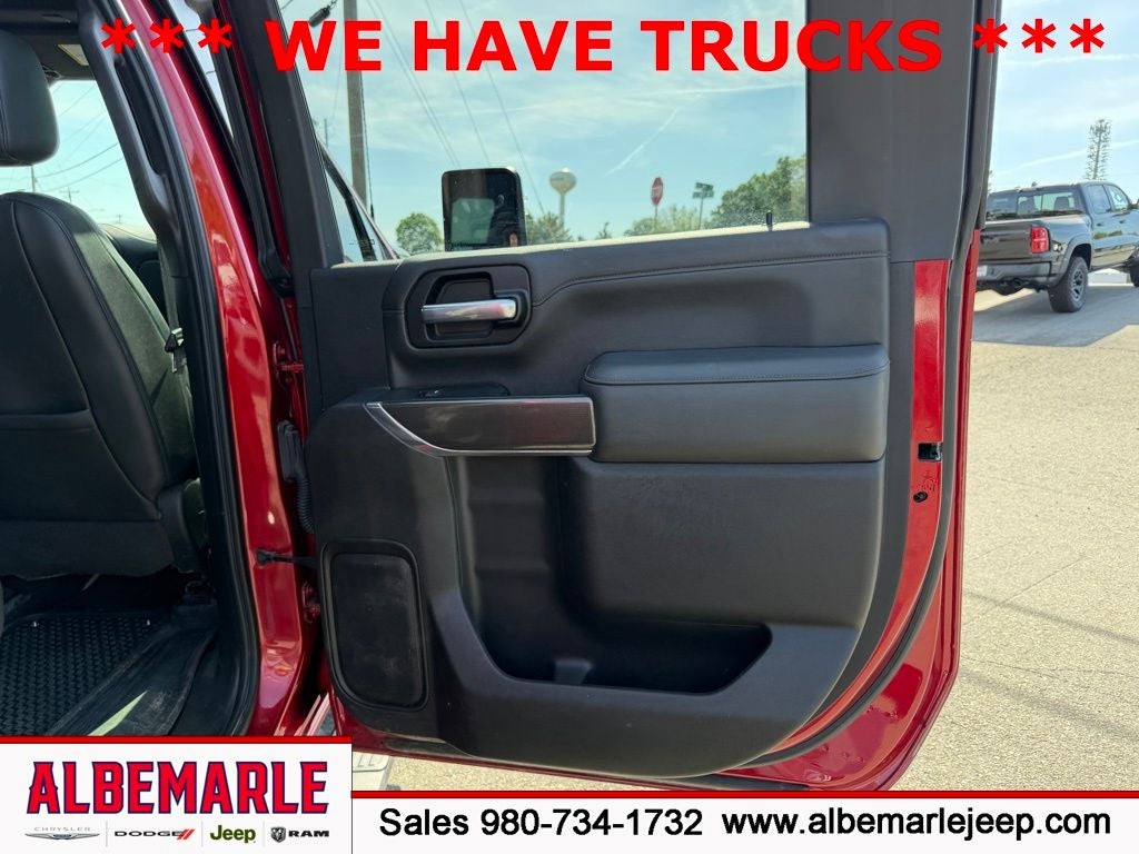 2022 GMC Sierra 2500HD 4WD Crew Cab Standard Bed AT4