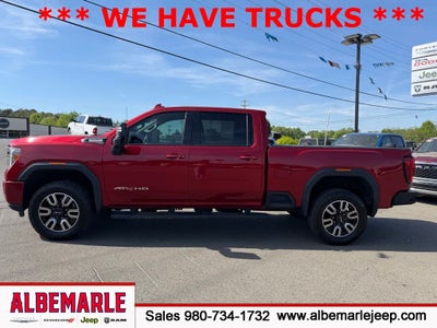 2022 GMC Sierra 2500HD 4WD Crew Cab Standard Bed AT4