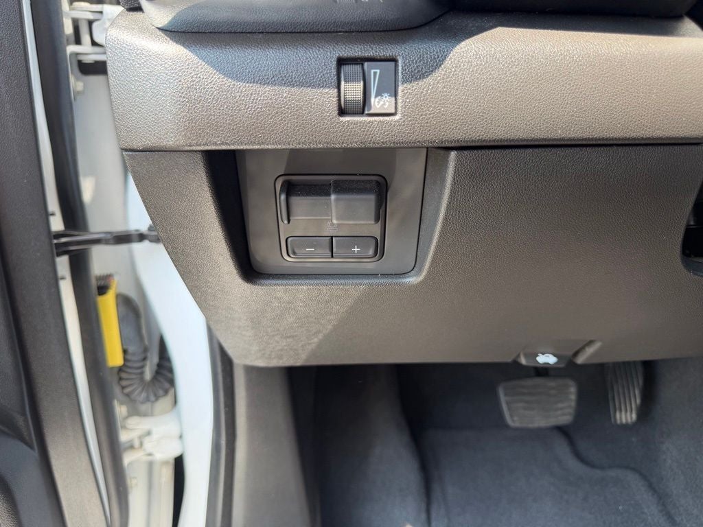 2023 GMC Canyon 4WD Crew Cab Short Box Elevation