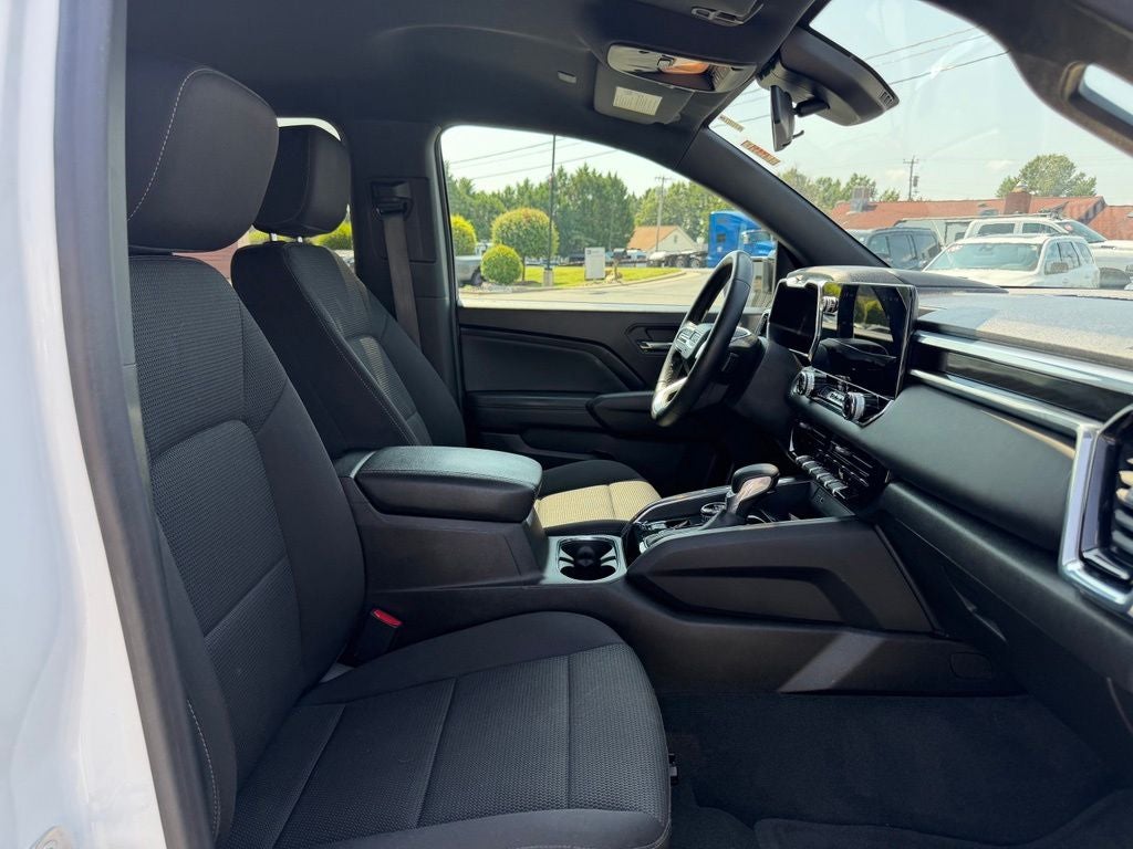 2023 GMC Canyon 4WD Crew Cab Short Box Elevation