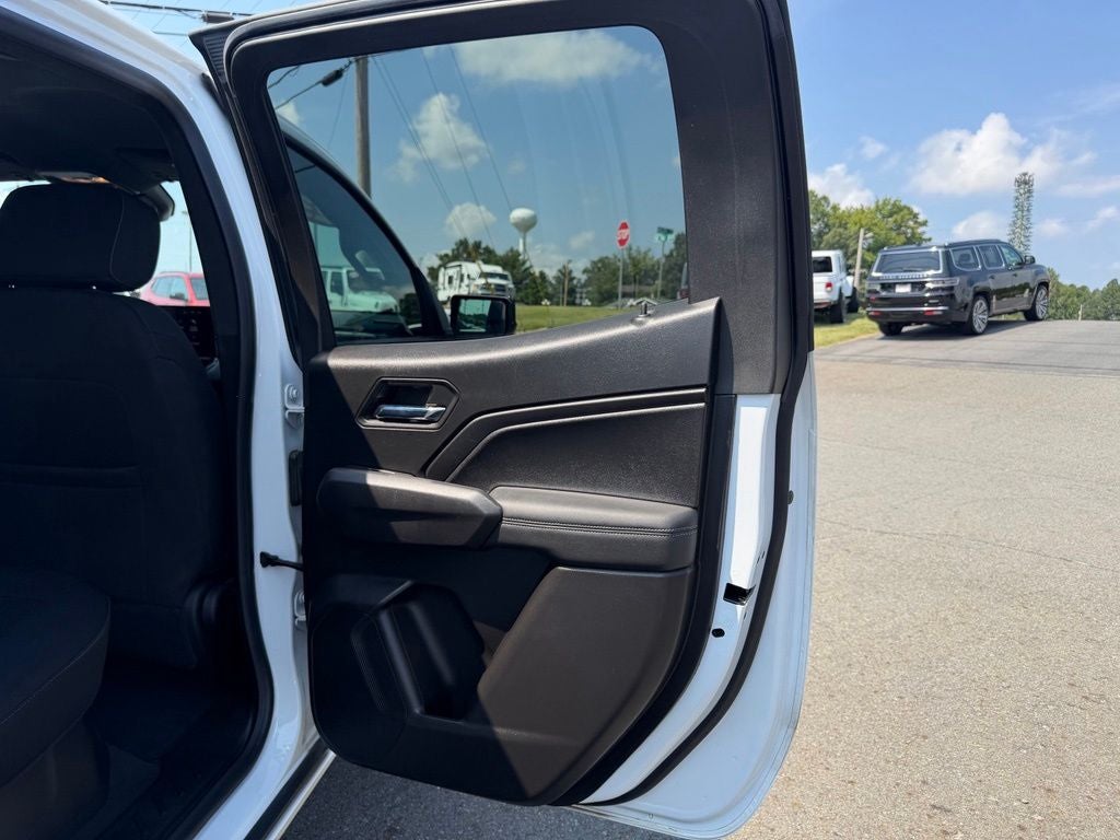 2023 GMC Canyon 4WD Crew Cab Short Box Elevation