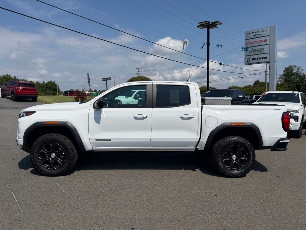 2023 GMC Canyon 4WD Crew Cab Short Box Elevation