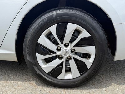 2022 Nissan Altima S FWD