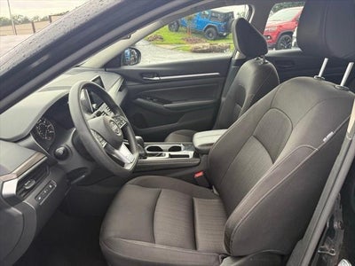 2023 Nissan Altima SV FWD