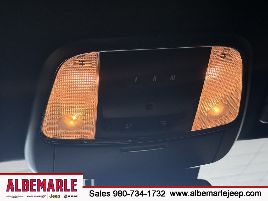 2023 Dodge Charger Scat Pack Widebody