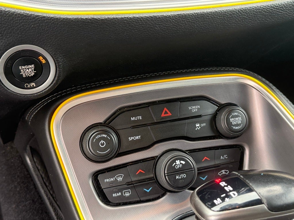 2020 Dodge Challenger SXT