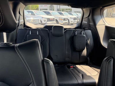 2024 Chrysler Pacifica Hybrid S Appearance Pkg