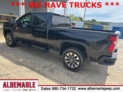 2024 Chevrolet Silverado 2500HD 4WD Crew Cab Standard Bed Custom
